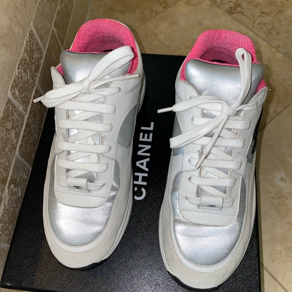 **SOLD** Chanel Classic Trainer sneakers 36.5 - Picture 3 of 11